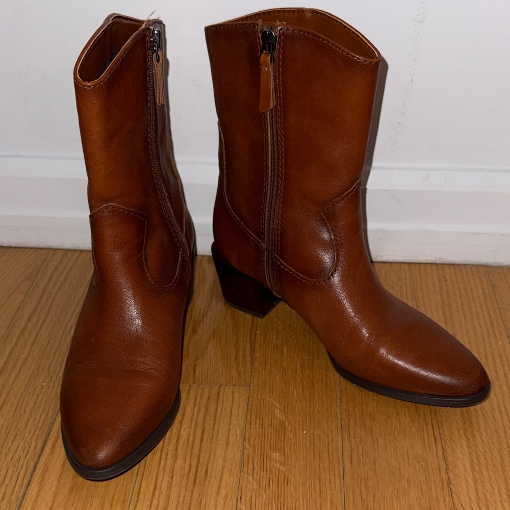 NWOT Naturalizer Gaby Boot 6.5 - Never Worn